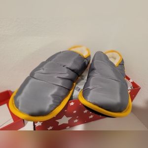 New Grey Dream Paris slippers sz 11